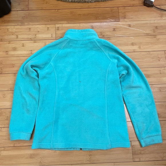 Columbia girl’s fleece approx. size XL, sea foam green. Perfect for a play coat. - Picture 5 of 10